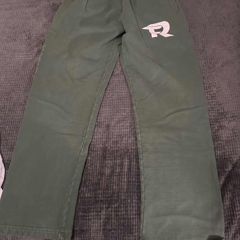 Fuerza Regida Sweats